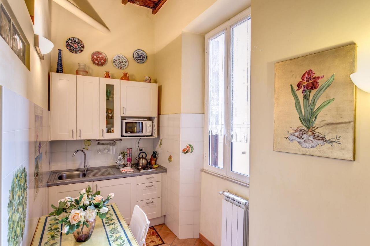 Monti Romantic Sunshine Maisonette Exterior photo